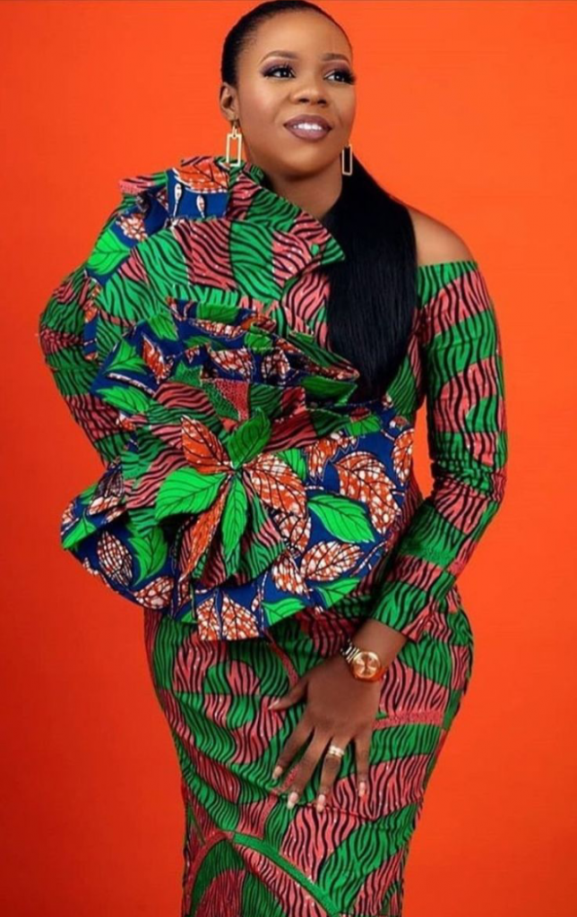 Sophisticated Ankara Styles for Highlight Fashionable Ladies