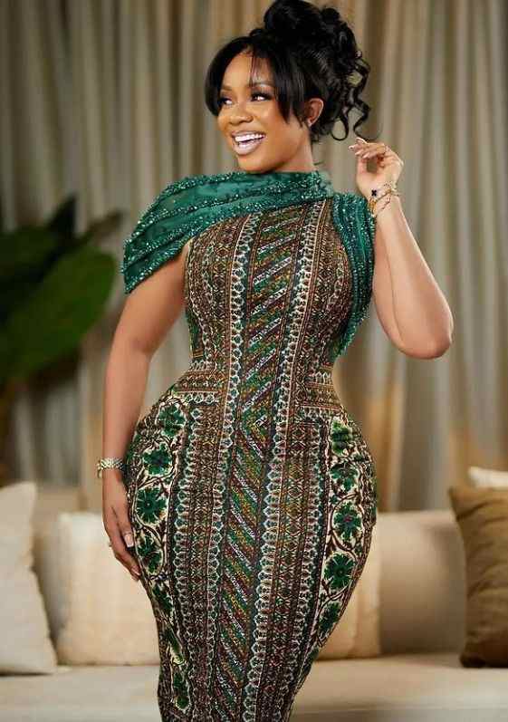 Latest Ankara Styles in Vogue for Ladies 